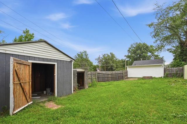 1100 S Savage Street, Independence, MO 64050