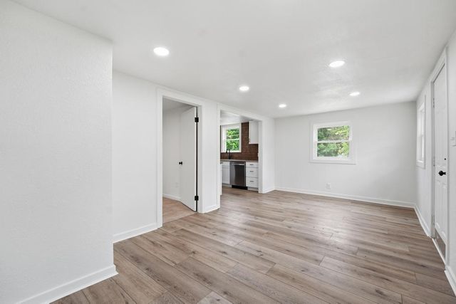 1100 S Savage Street, Independence, MO 64050