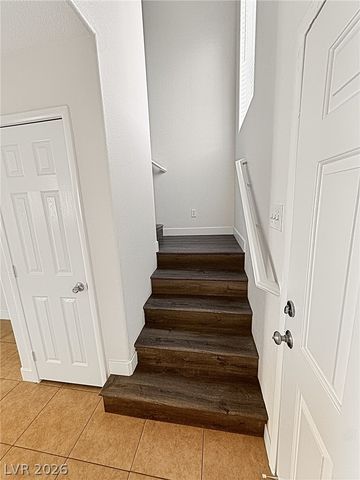 2143 Tierra Del Verde Street, Las Vegas, NV 89156