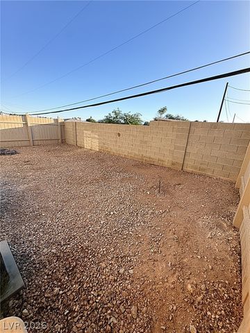 2143 Tierra Del Verde Street, Las Vegas, NV 89156