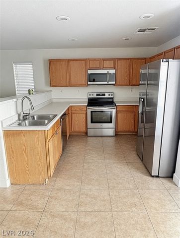 2143 Tierra Del Verde Street, Las Vegas, NV 89156