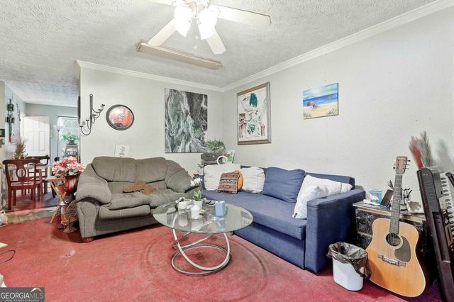 105 Meadowbrook Court, Fayetteville, GA 30215
