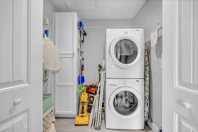 134 NW 17th Street, Oak Island, NC 28465