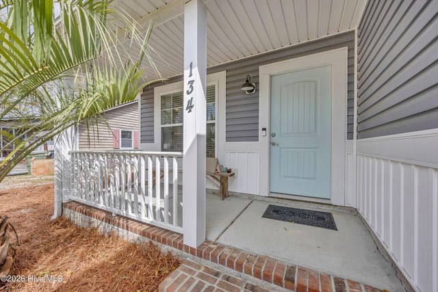 134 NW 17th Street, Oak Island, NC 28465