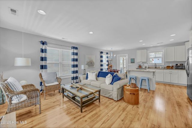 134 NW 17th Street, Oak Island, NC 28465