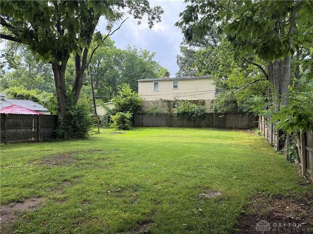 2728 Melbourne Avenue, Dayton, OH 45417
