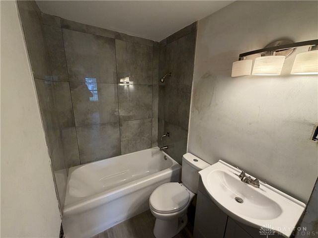 2728 Melbourne Avenue, Dayton, OH 45417