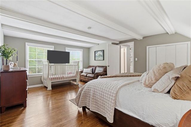 2006 W 71st Terrace, Prairie Village, KS 66208