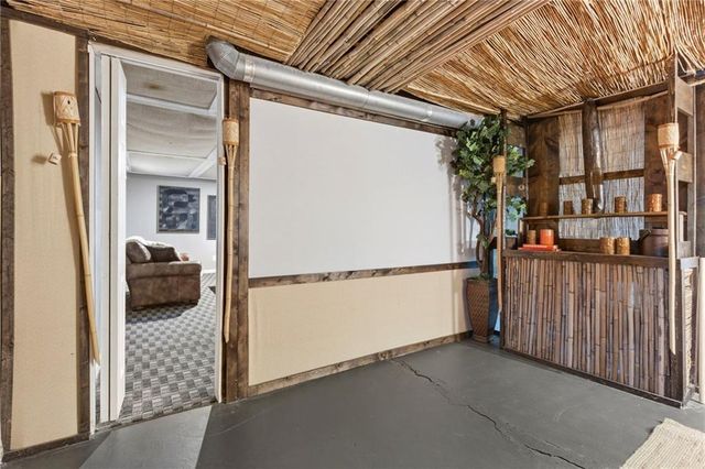 2006 W 71st Terrace, Prairie Village, KS 66208