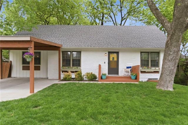 2006 W 71st Terrace, Prairie Village, KS 66208