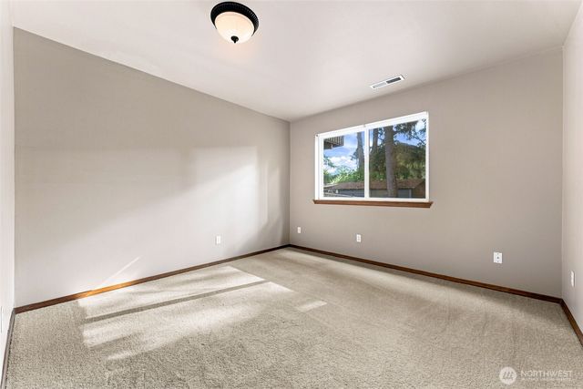 17222 92nd Avenue E, Puyallup, WA 98375