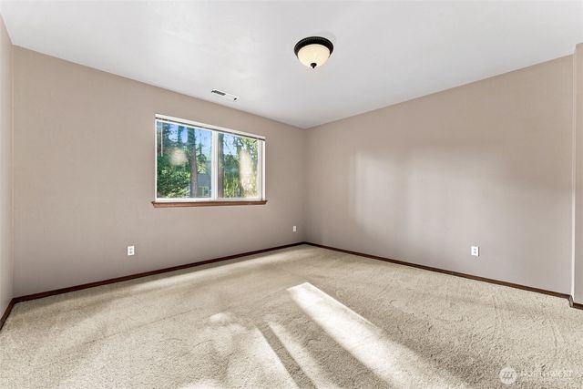 17222 92nd Avenue E, Puyallup, WA 98375