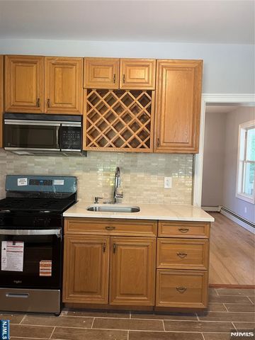 179 Paris Avenue, Northvale, NJ 07647
