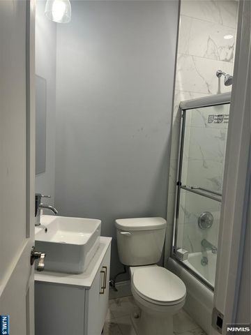 179 Paris Avenue, Northvale, NJ 07647