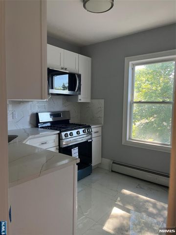 179 Paris Avenue, Northvale, NJ 07647