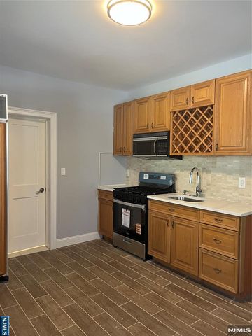179 Paris Avenue, Northvale, NJ 07647