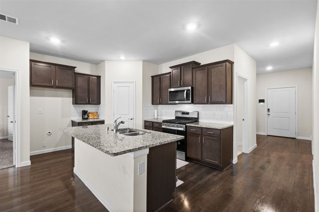513 Spur Ridge, Princeton, TX 75407