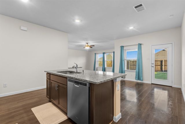 513 Spur Ridge, Princeton, TX 75407