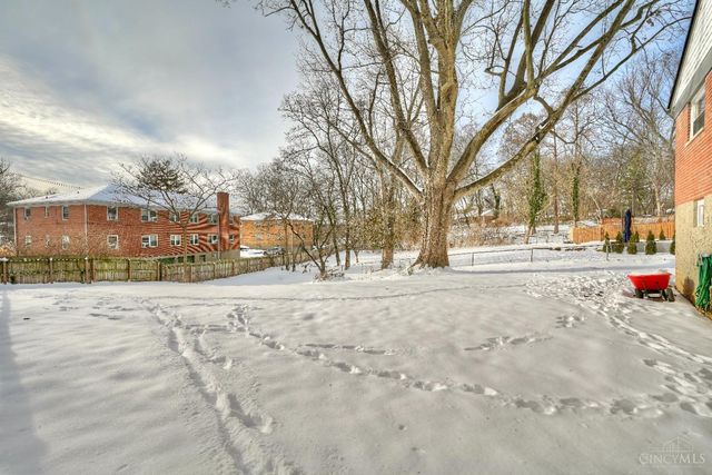 2605 Bonnie Drive, Cincinnati, OH 45230