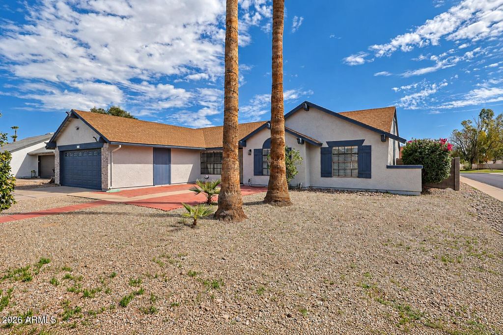 3159 W LAS PALMARITAS Drive, Phoenix, AZ 85051 — photo 2
