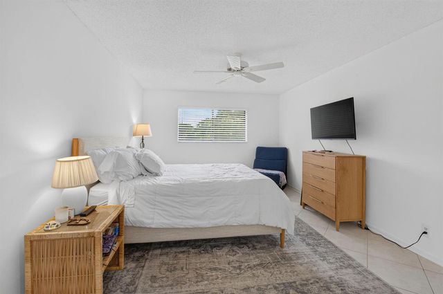 15075 WITNEY Road 212, Delray Beach, FL 33484