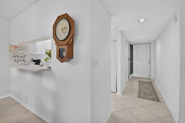 15075 WITNEY Road 212, Delray Beach, FL 33484