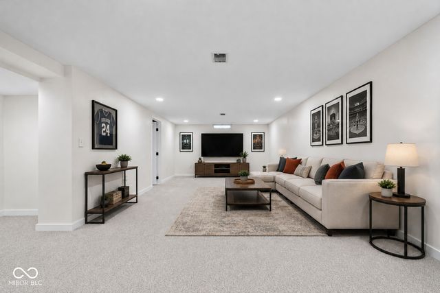 5632 Rosslyn, Indianapolis, IN 46220