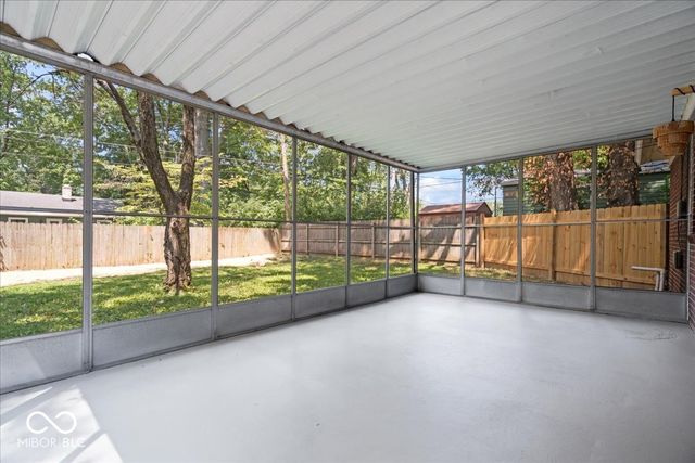 5632 Rosslyn, Indianapolis, IN 46220