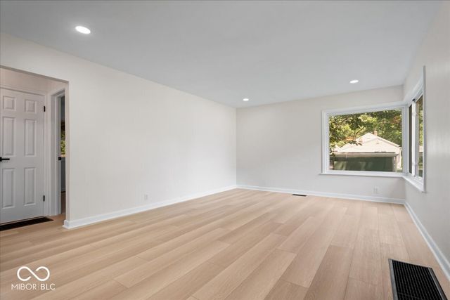 5632 Rosslyn, Indianapolis, IN 46220