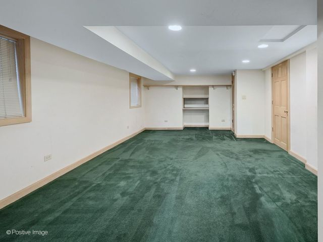 6451 Garfield Ridge Court, Burr Ridge, IL 60527