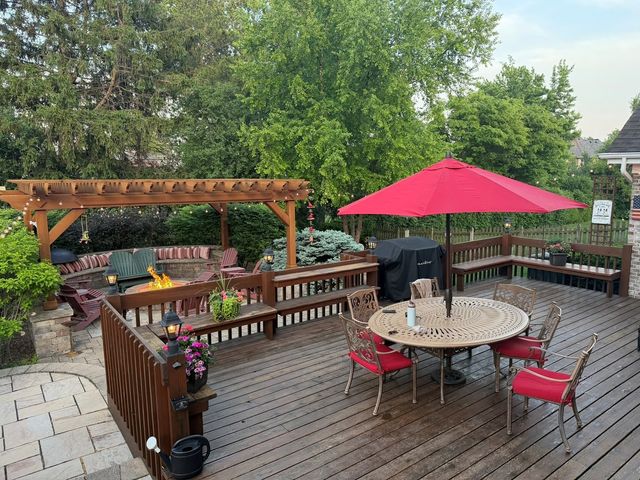 6451 Garfield Ridge Court, Burr Ridge, IL 60527