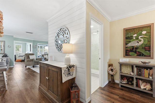 212 CEDARWOOD CIRCLE 212, Seminole, FL 33777