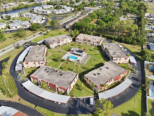 212 CEDARWOOD CIRCLE 212, Seminole, FL 33777