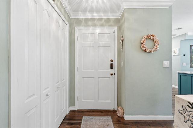 212 CEDARWOOD CIRCLE 212, Seminole, FL 33777