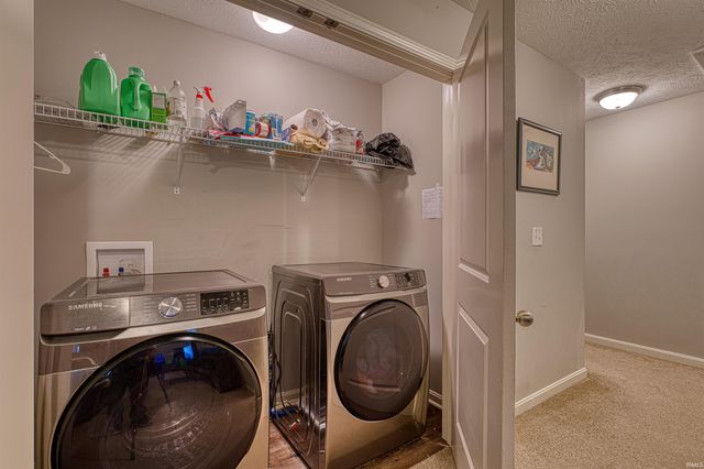 6411 Kinway Drive, Evansville, IN 47725