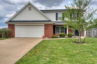6411 Kinway Drive, Evansville, IN 47725