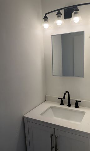 1704 Walnut Ave, Lawrenceburg, TN 38464