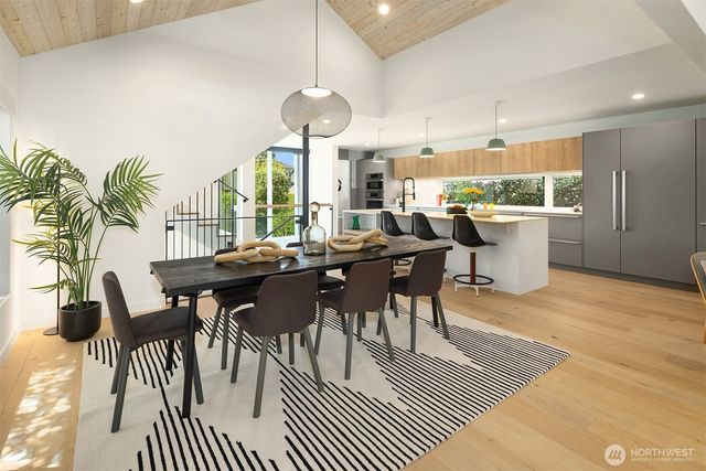 2015 42nd Avenue E, Seattle, WA 98112