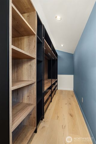 2015 42nd Avenue E, Seattle, WA 98112