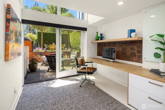 2015 42nd Avenue E, Seattle, WA 98112