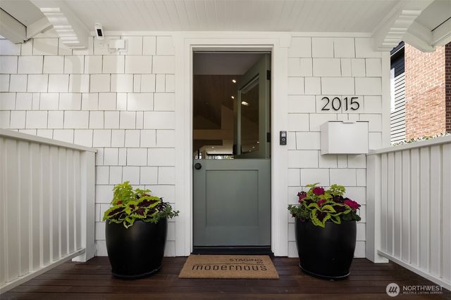 2015 42nd Avenue E, Seattle, WA 98112