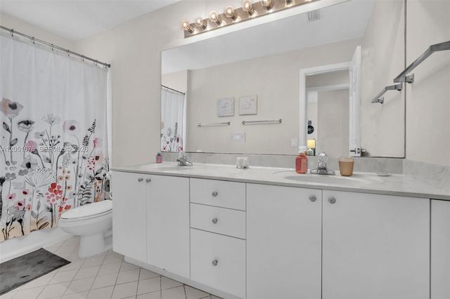 1058 Tupelo Way, Weston, FL 33327