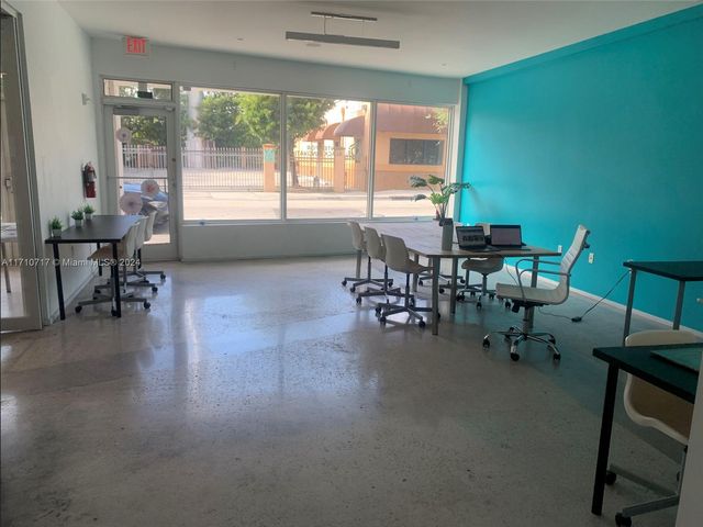 937 NW 3rd Ave, Miami, FL 33136