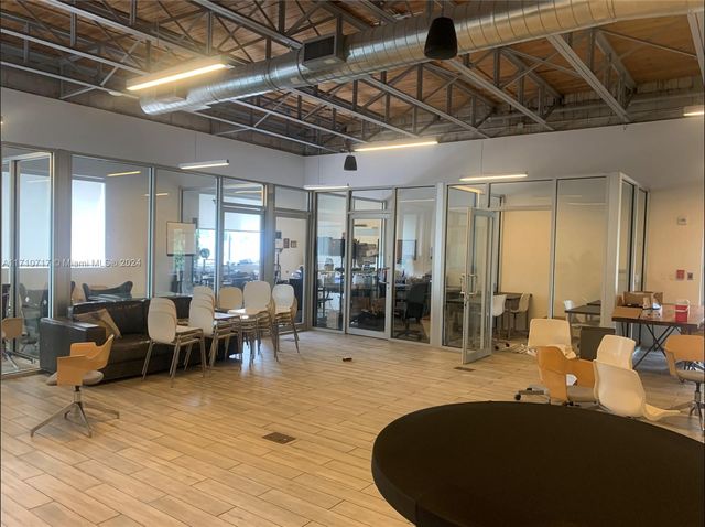 937 NW 3rd Ave, Miami, FL 33136