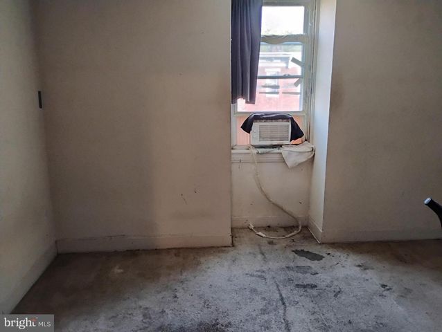 634 EMERALD ST, Harrisburg, PA 17110