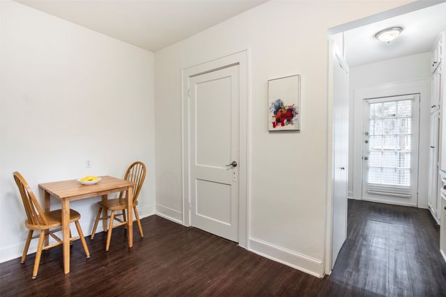 621 N Carroll Avenue, Dallas, TX 75246