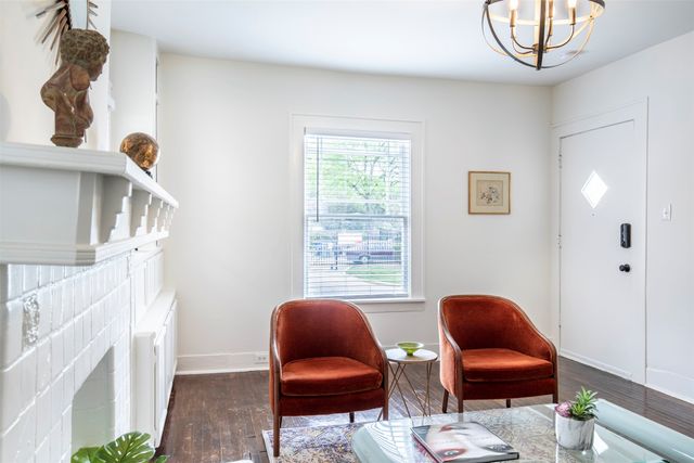 621 N Carroll Avenue, Dallas, TX 75246