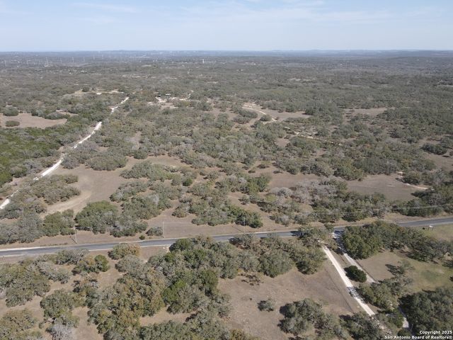 346 ammann, Boerne, TX 78015