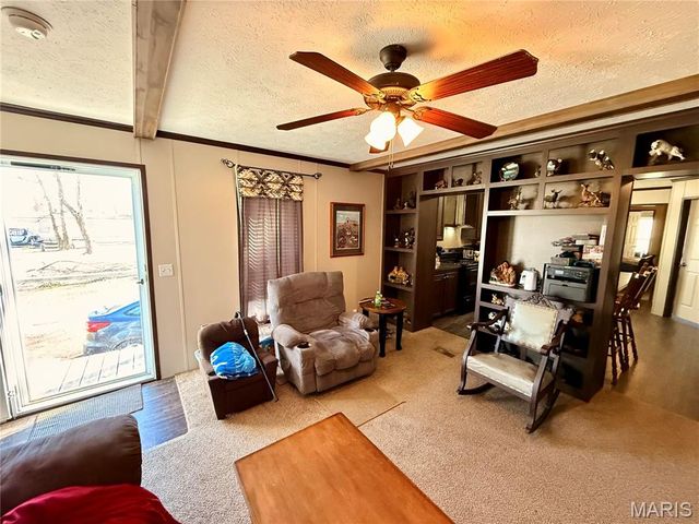 106 W Railroad Street, Gideon, MO 63848