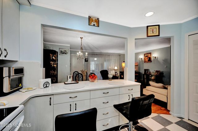 131 Amberly Drive J, Manalapan, NJ 07726